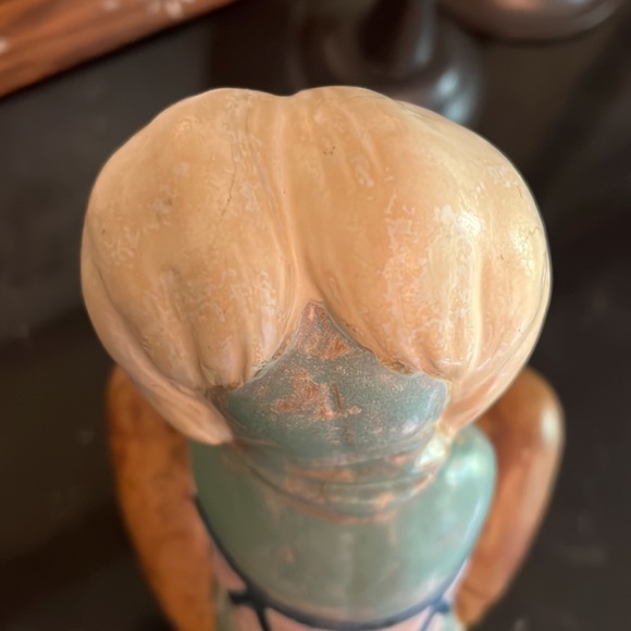 Lladro Daisa Native American Eskimo Poor Bear. Pictures part of description. - Picture 6 of 13